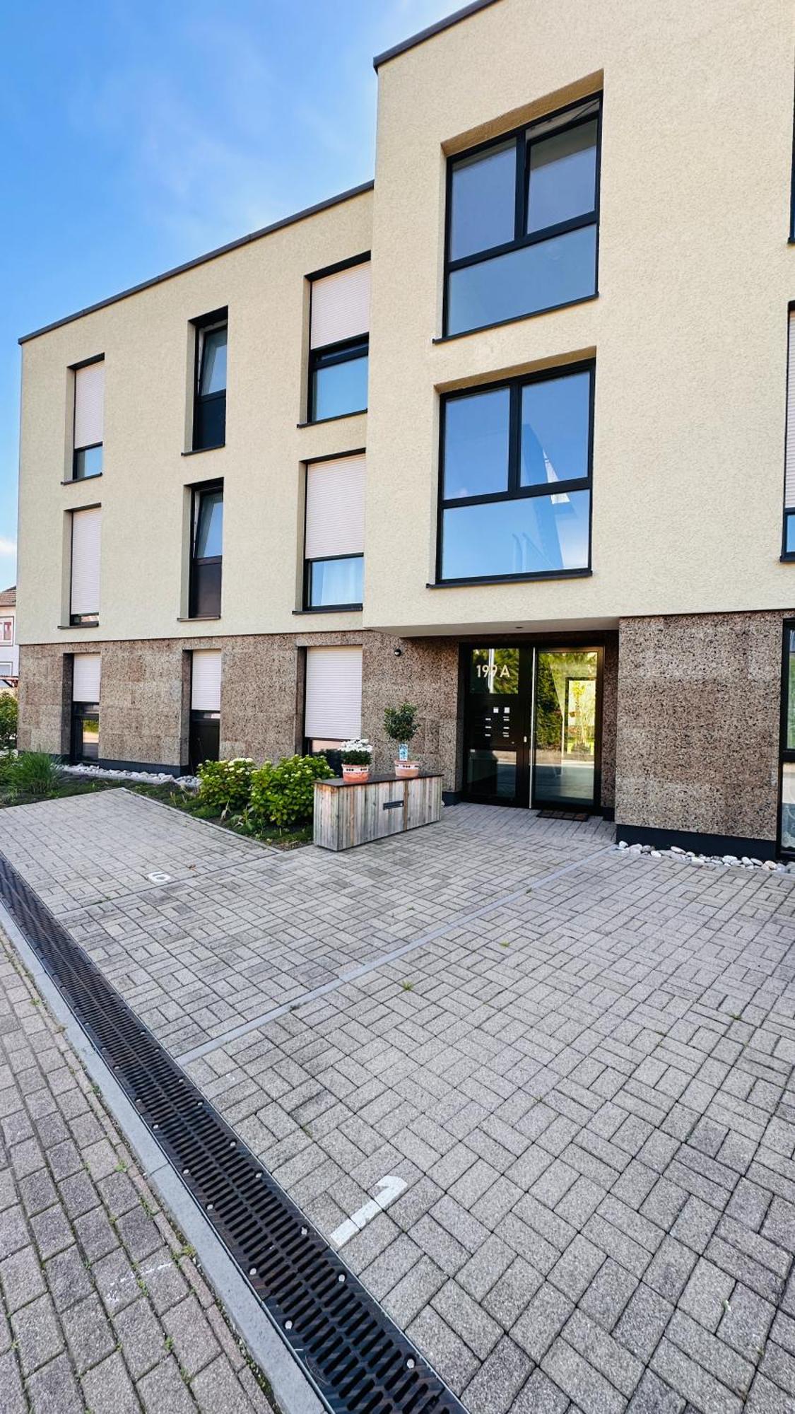 Amao-Sepia I 86Qm I King-Size Beds I Netflix I Privat Balcony I Free Parking I Near Europapark Appartement Rheinhausen Buitenkant foto