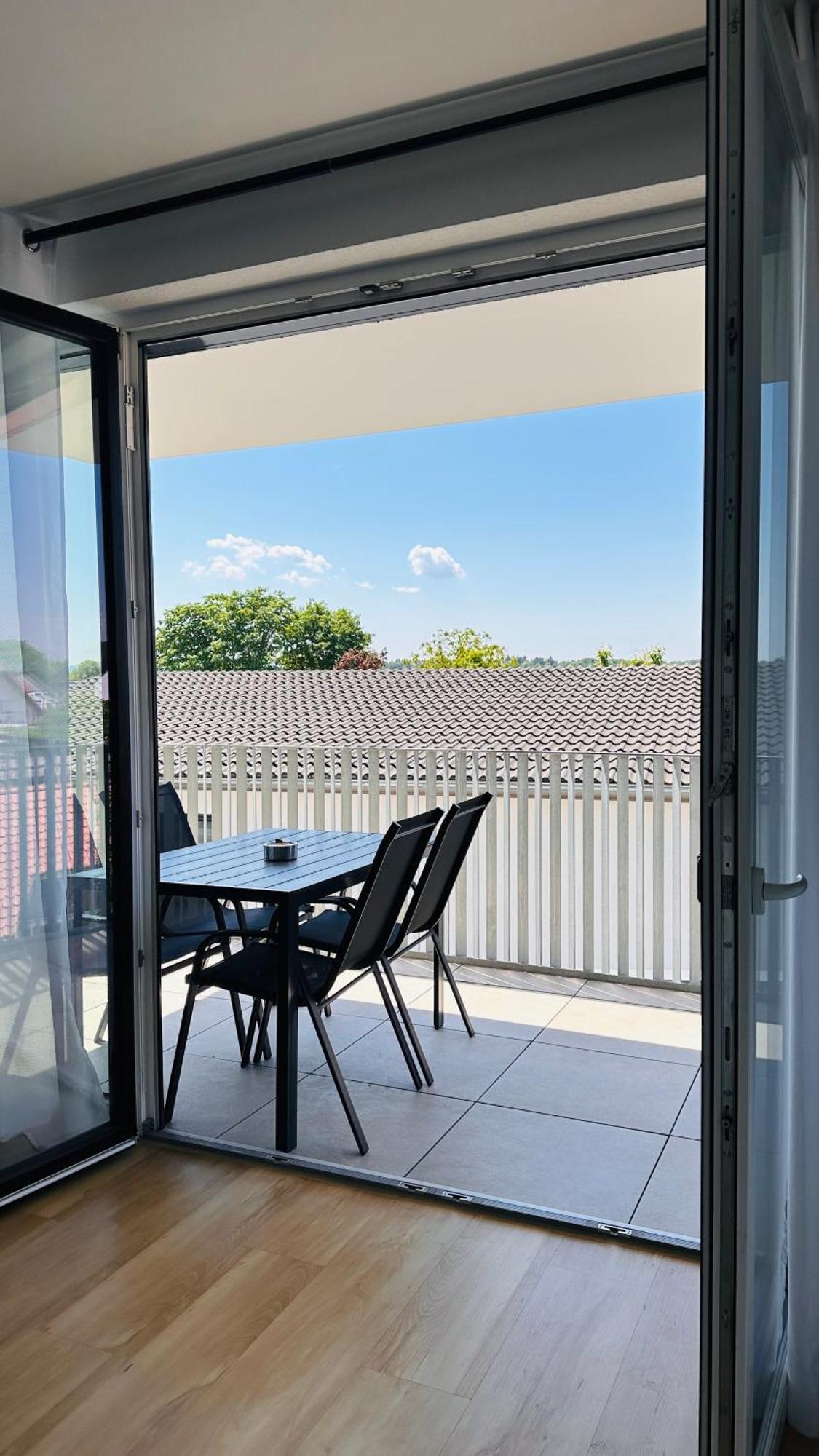 Amao-Sepia I 86Qm I King-Size Beds I Netflix I Privat Balcony I Free Parking I Near Europapark Appartement Rheinhausen Buitenkant foto